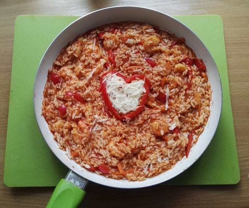 Potrawka z ryżem i krewetkami Potrawka z ryżem i krewetkami