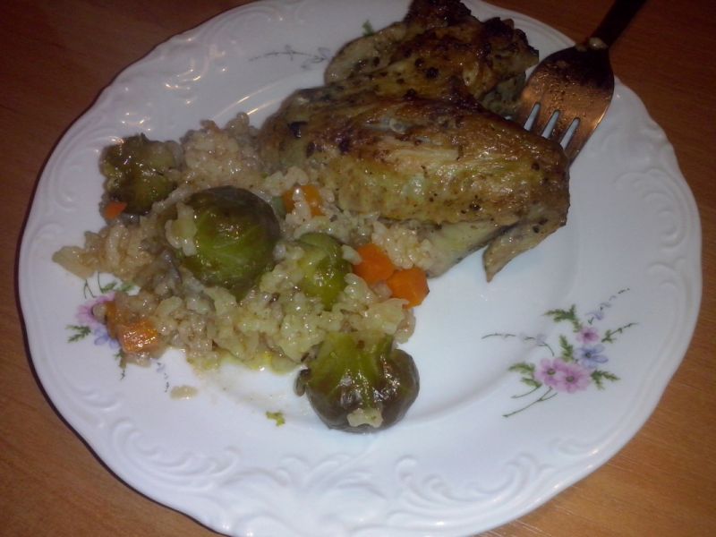 Potrawka z ryżem i skrzydełkami 