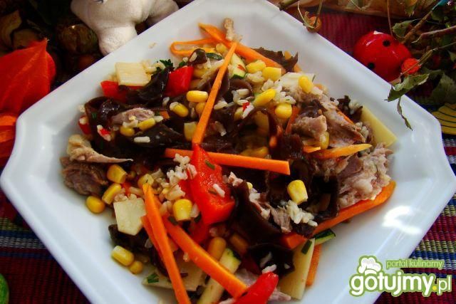 Potrawka z woka z kaczką i bambusem