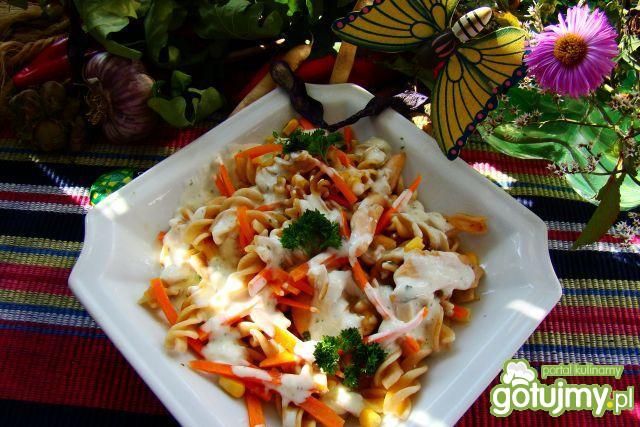 Potrawka z woka z makaronem razowym  Potrawka z woka z makaronem razowym