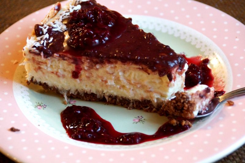 Potrójnie czekoladowy sernik sezamkowo-kokosowy 