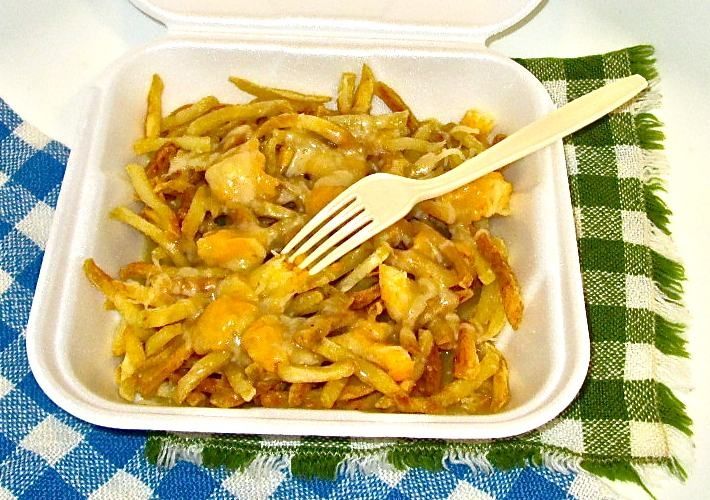 Poutine - danie kanadyjskie Poutine - danie kanadyjskie