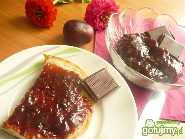 Powidła śliwkowe z czekoladą.