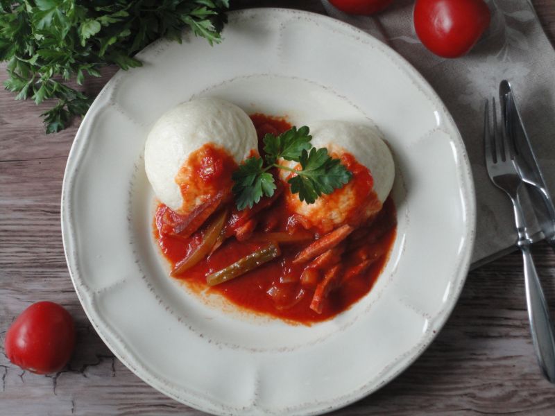 Poznańskie pyzy z sosem myśliwskim 