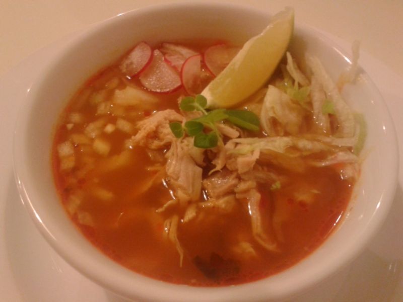 Pozole czyli zupa meksykańska z białej kukurydzy