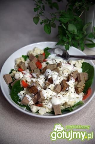 Pozywna sałatka na kolację