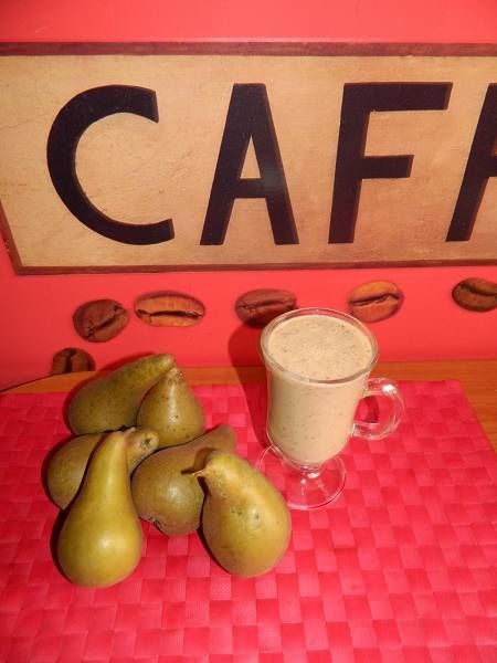 Pożywny koktajl z gruszką i kawą inką  Pożywny koktajl z gruszką i kawą inką