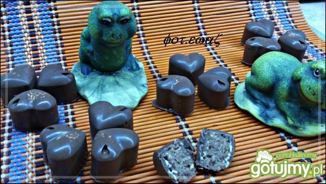 Pralinki czekoladowe z waflami ryżowymi