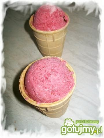 Prawdziwe lody truskawkowe