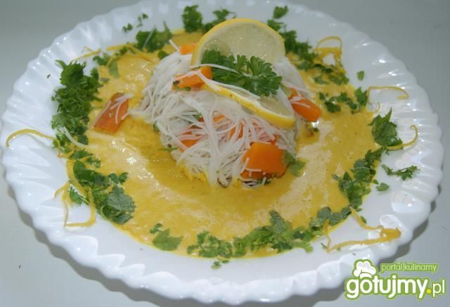Prawie tajska cytrynowa zupa  Prawie tajska cytrynowa zupa