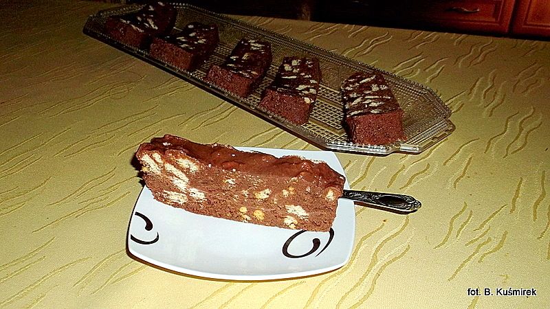 PRL-owski blok czekoladowy PRL-owski blok czekoladowy