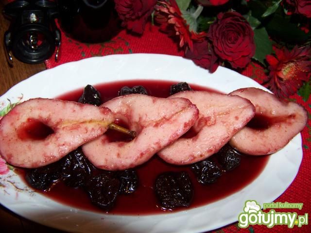 Procentowe gruszki w czerwonym winie  Procentowe gruszki w czerwonym winie