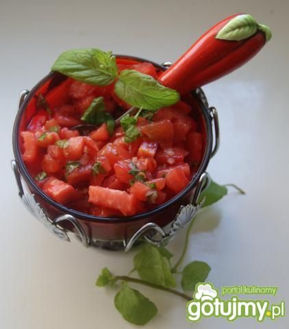 Prosta salsa pomidorowa  Prosta salsa pomidorowa