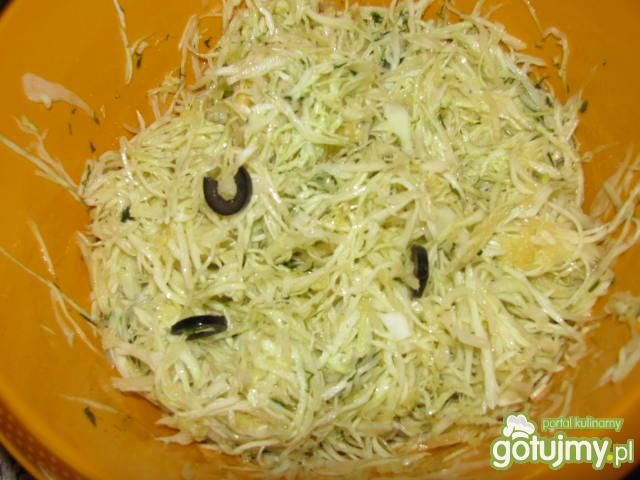 Prosta surówka z kapusty Prosta surówka z kapusty