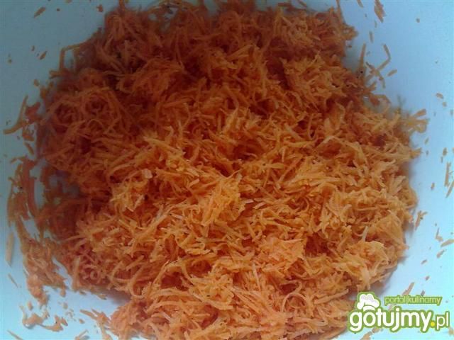 Prosta surówka z marchwi  Prosta surówka z marchwi