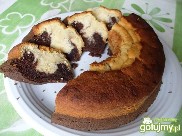 Prosta, wilgotna babka marmurkowa