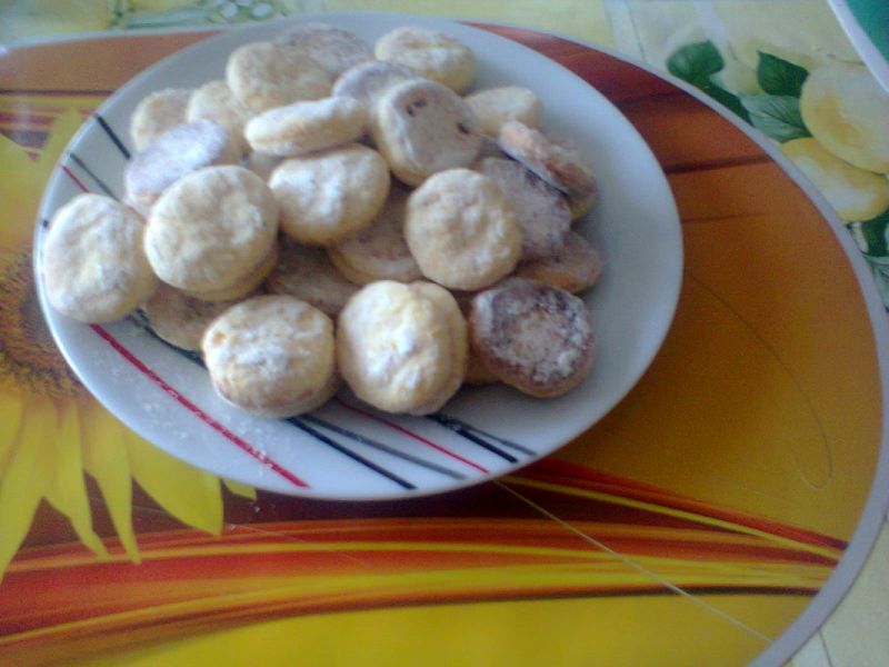 Proste ciastka z gotowanym żółtkiem Proste ciastka z gotowanym żółtkiem