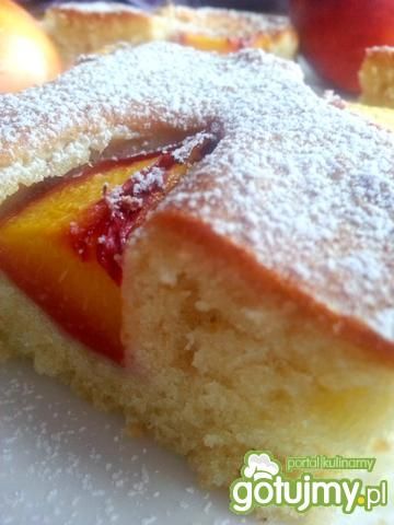 Proste ciasto z brzoskiwiniami