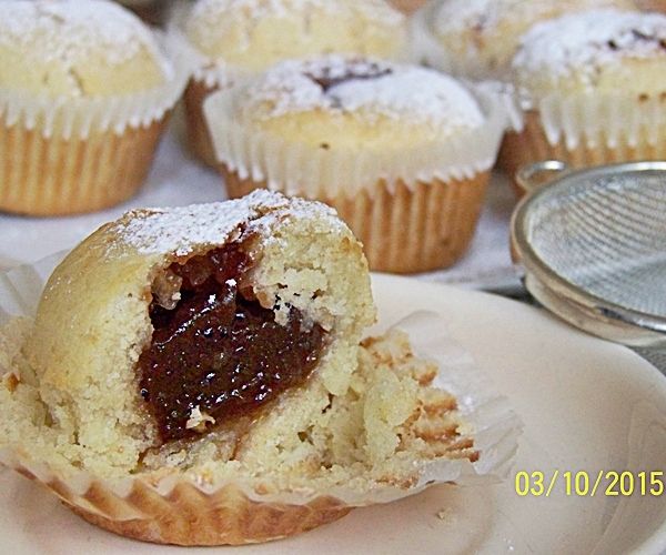 Proste muffiny z marmoladą Proste muffiny z marmoladą