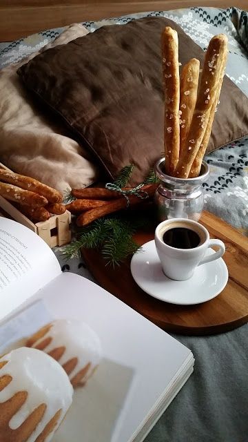 Proste paluchy krucho-drożdżowe Proste paluchy krucho-drożdżowe
