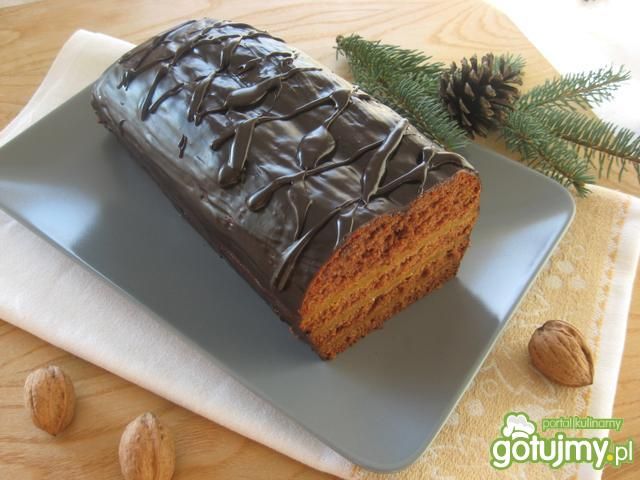 Prosty piernik z lśniącą polewą  Prosty piernik z lśniącą polewą