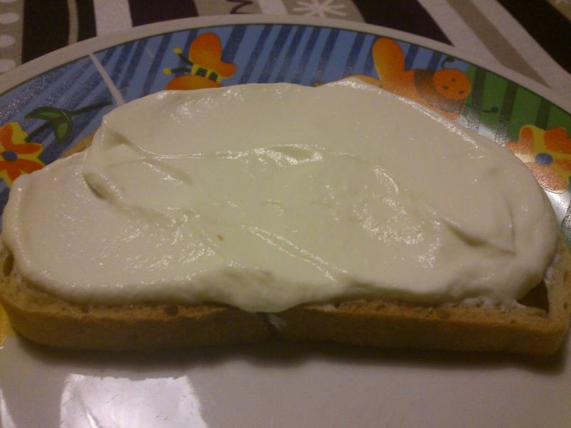 Prosty serek czosnkowy