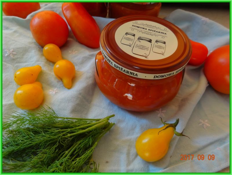Przecier pomidorowy z czosnkiem