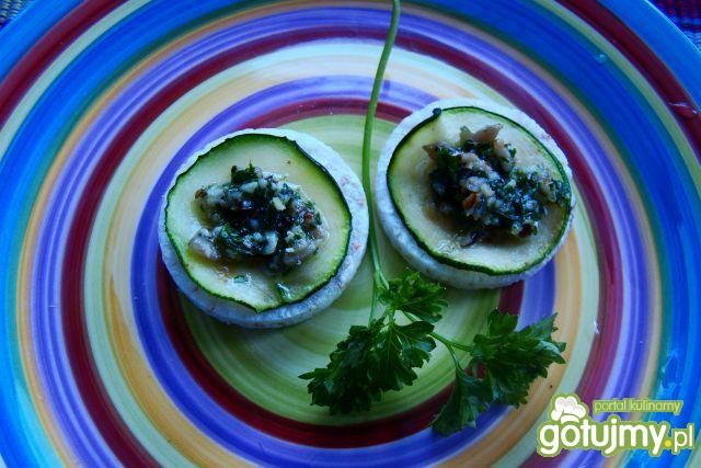 Przekąska z grilowanej cukini  Przekąska z grilowanej cukini