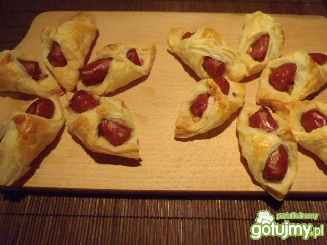 Przekąski z ciasta francuskiego 2 Przekąski z ciasta francuskiego 2