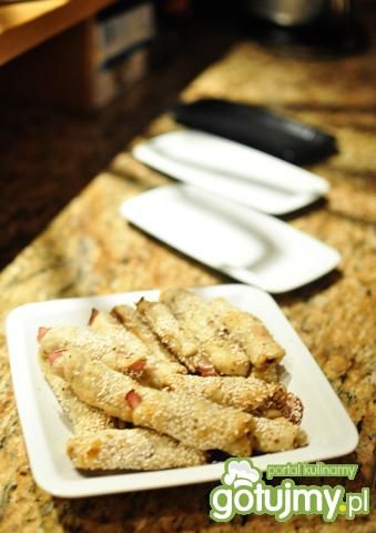 Przekąski z ciasta francuskiego  Przekąski z ciasta francuskiego