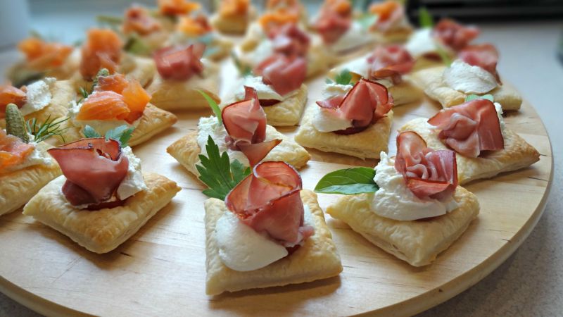 Przekąski z ciasta francuskiego 