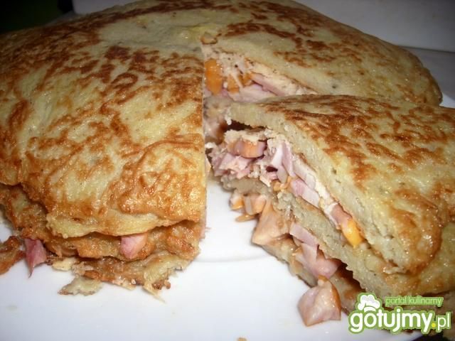 Przekładaniec z wędzonym kurczakiem Przekładaniec z wędzonym kurczakiem