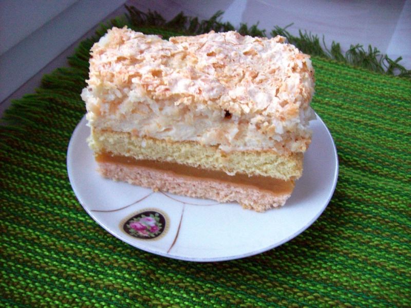 Przekładany jabłecznik z kokosem