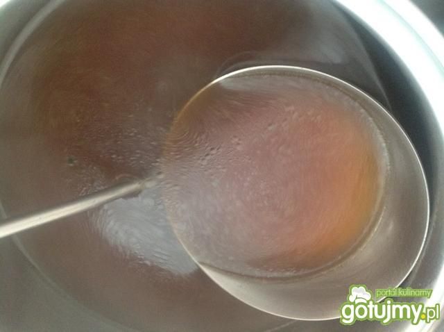 Przepis na bulion wołowy Przepis na bulion wołowy