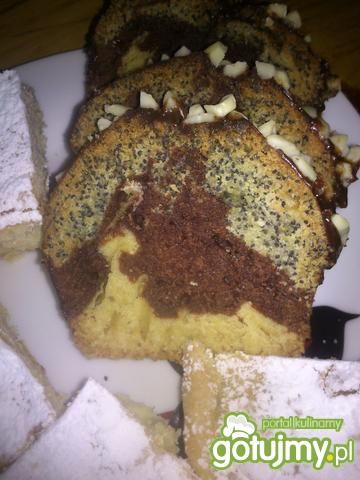 przepyszna babka z posybką migdałową