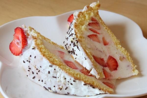 Przepyszny truskawkowy deser Roxi