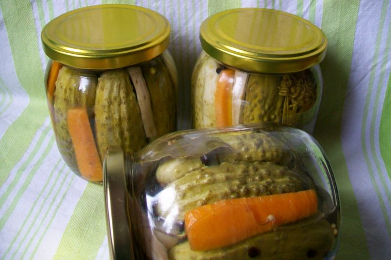 Przetwory-ogóreczki konserwowe Przetwory-ogóreczki konserwowe