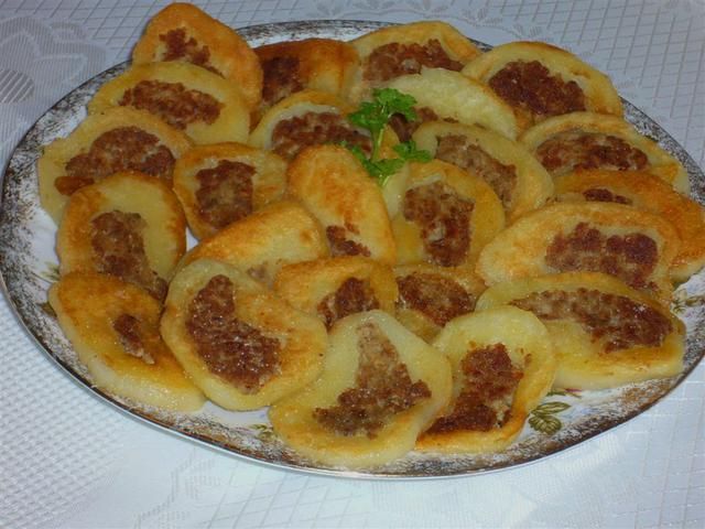 Przysmażane kluski z nadzieniem mamy