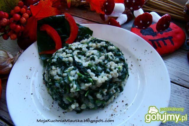Przystawka z kaszy i szpinaku 
