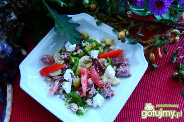 Przystawka z kaszy ,warzyw i łososia  Przystawka z kaszy ,warzyw i łososia