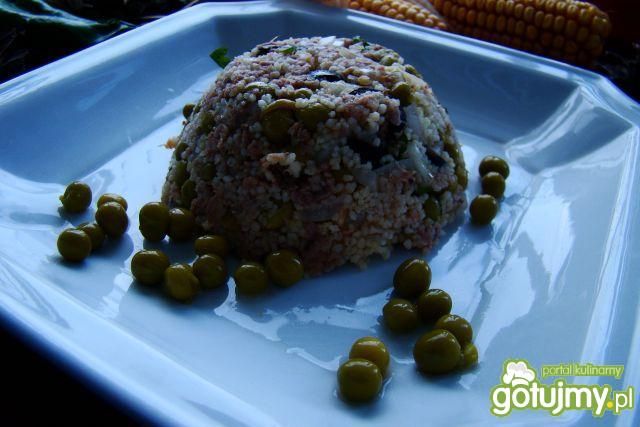 Przystawka z tuńczyka i kuskusu