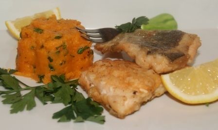 Pstrąg i puree z patata Pstrąg i puree z patata