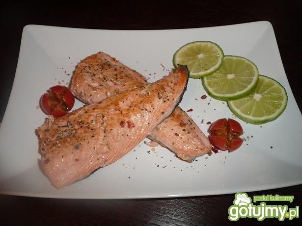 pstrąg łososiowy z herbatą