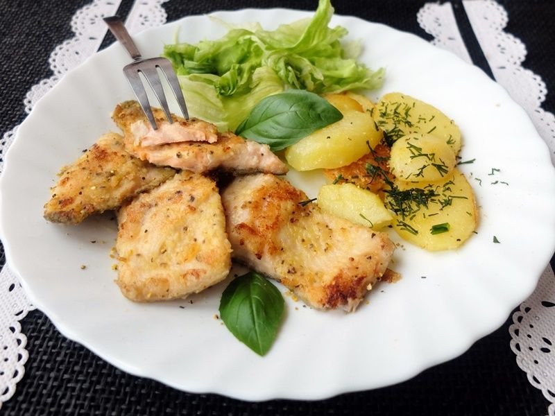 Pstrąg tęczowy łososiowy smażony na maśle Pstrąg tęczowy łososiowy smażony na maśle