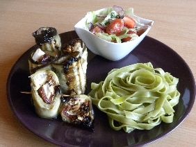 Pstrąg tęczowy w bakłażanie