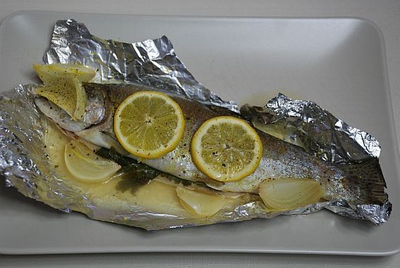 Pstrąg w cytrynie z folii Pstrąg w cytrynie z folii
