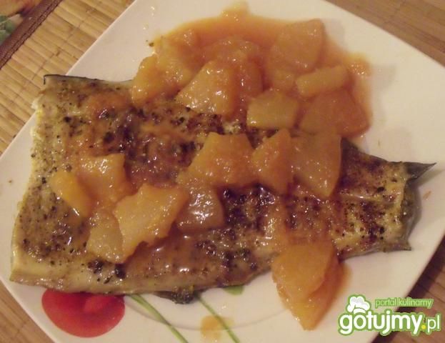 Pstrąg w słodkim sosie