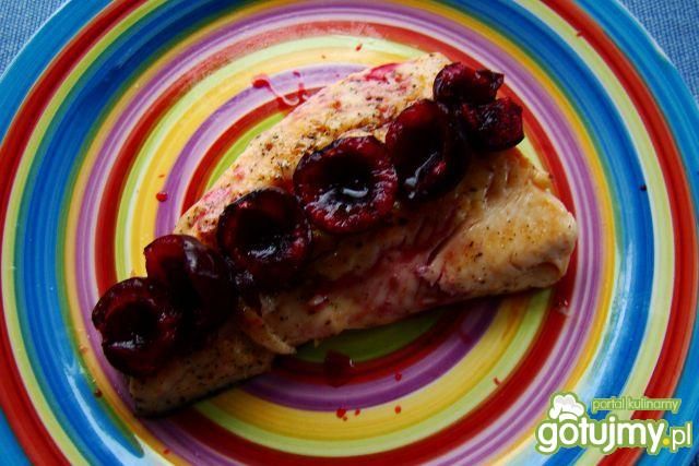 Pstrąg w sosie czereśniowym  Pstrąg w sosie czereśniowym