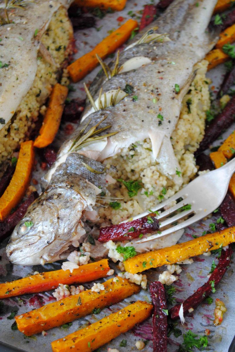 Pstrąg z dyniowymi i buraczkowymi frytkami  Pstrąg z dyniowymi i buraczkowymi frytkami