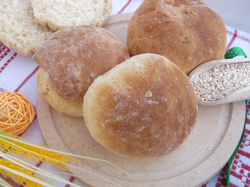 Pszenne bułki z amarantusem